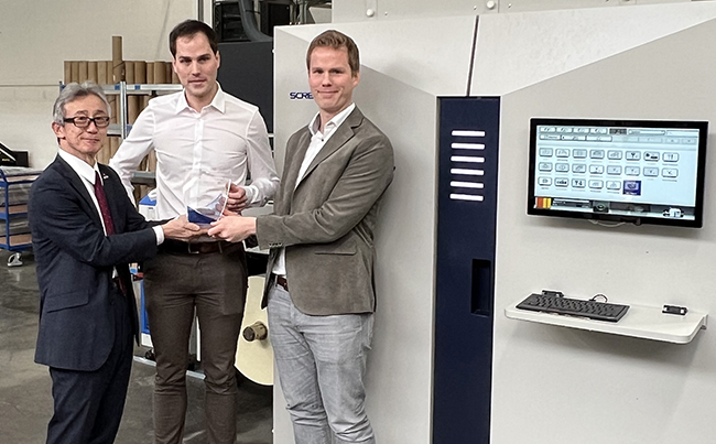 SCREEN celebrates milestone after reaching 350 installations of Truepress LABEL 350UV systems worldwide − Belgian label printing company Digi-Paq installs seventh system